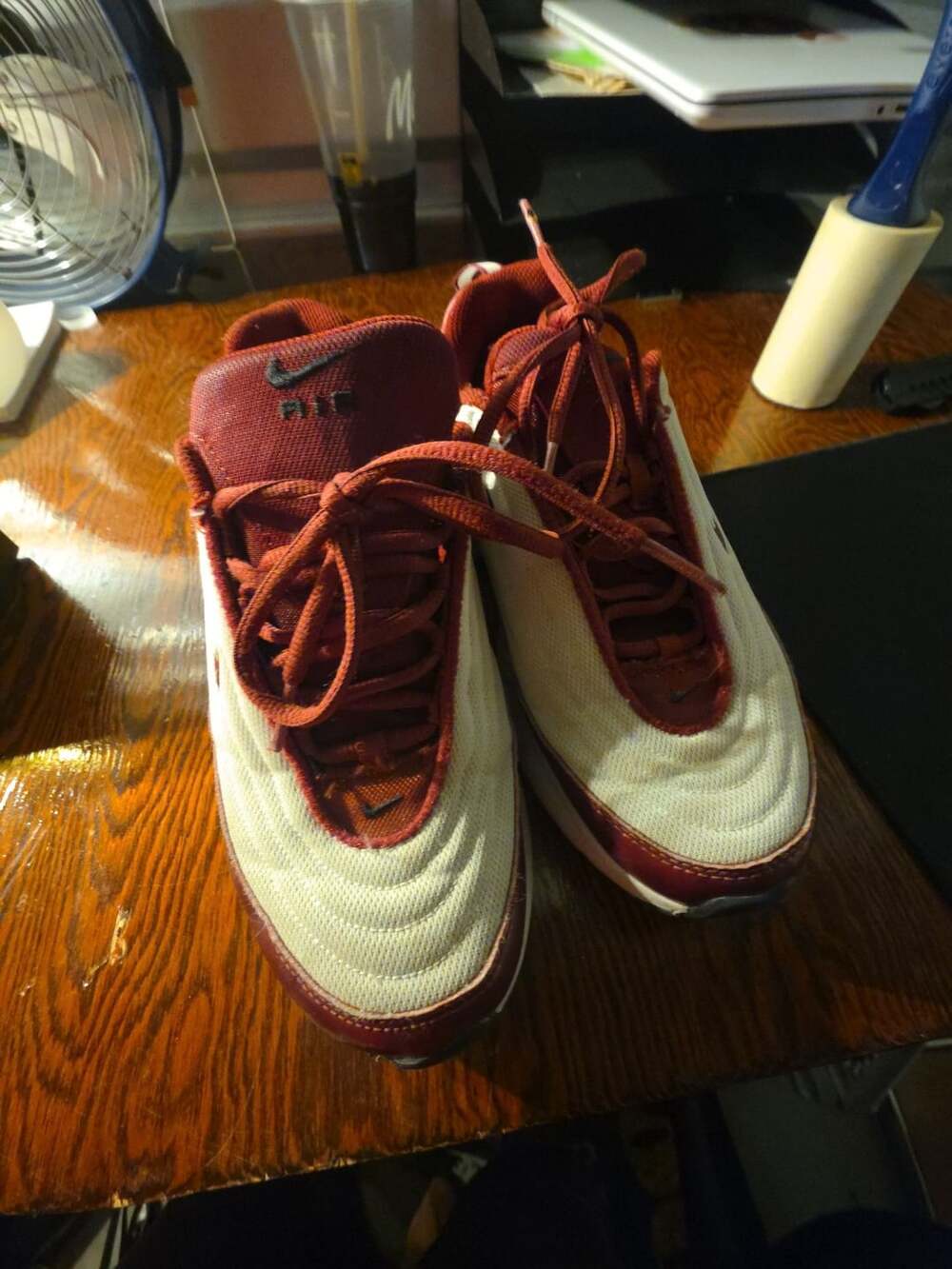 Nike Air Max Portal SE Size 9 Red White Sneakers